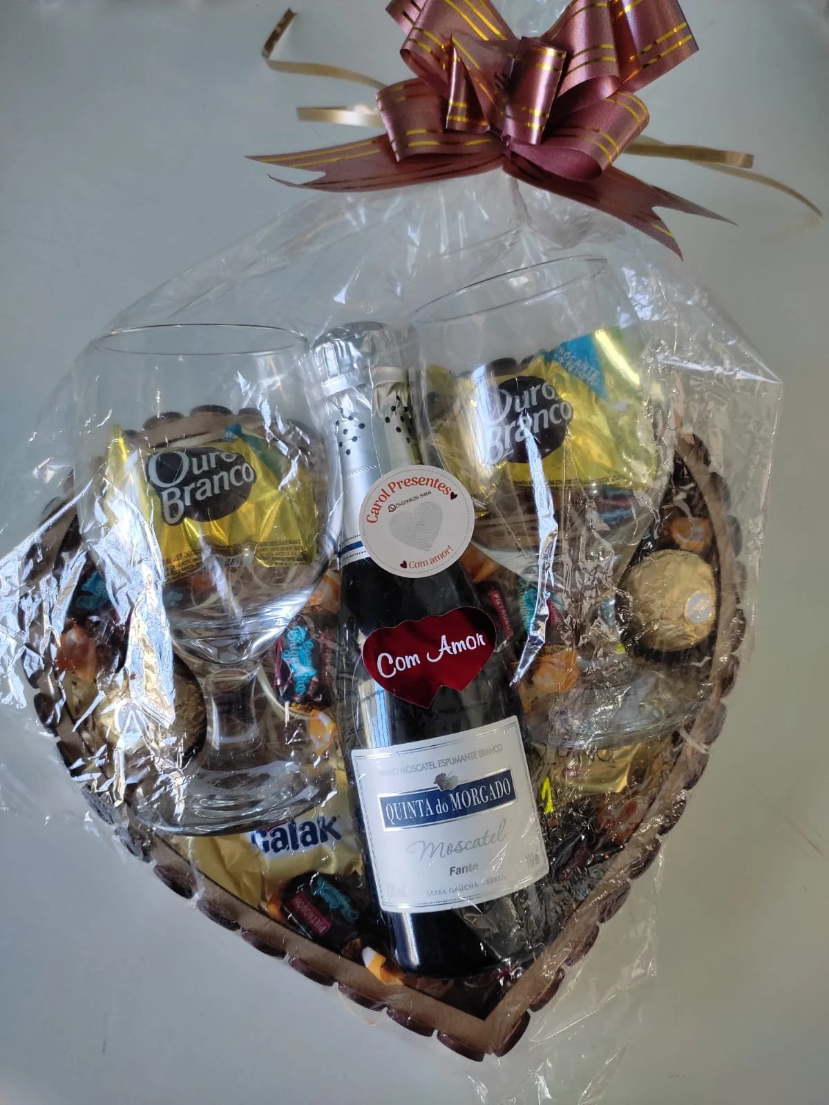 Cesta Espumante & Chocolates — LC Mercado